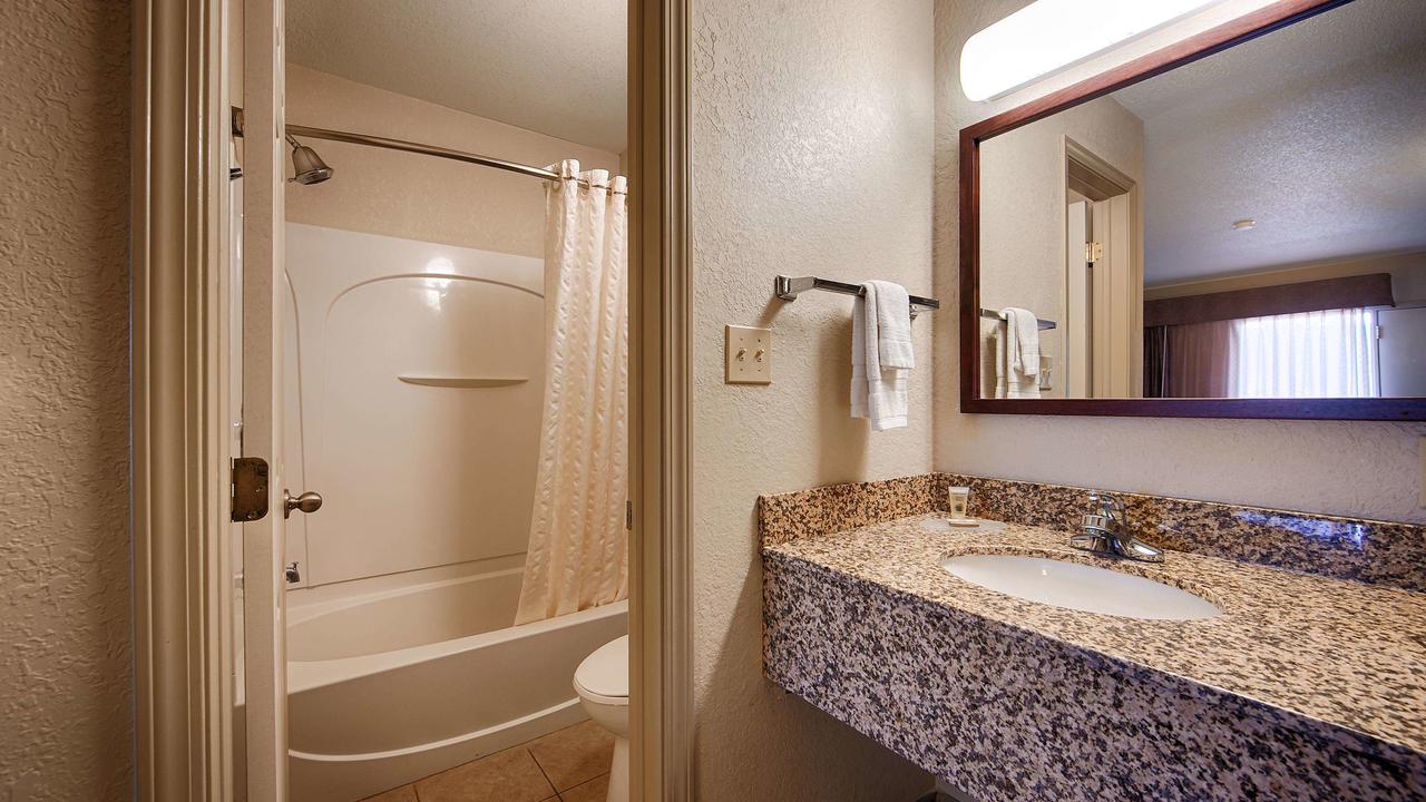 Best Western Buffalo Ridge Inn - thumb 16