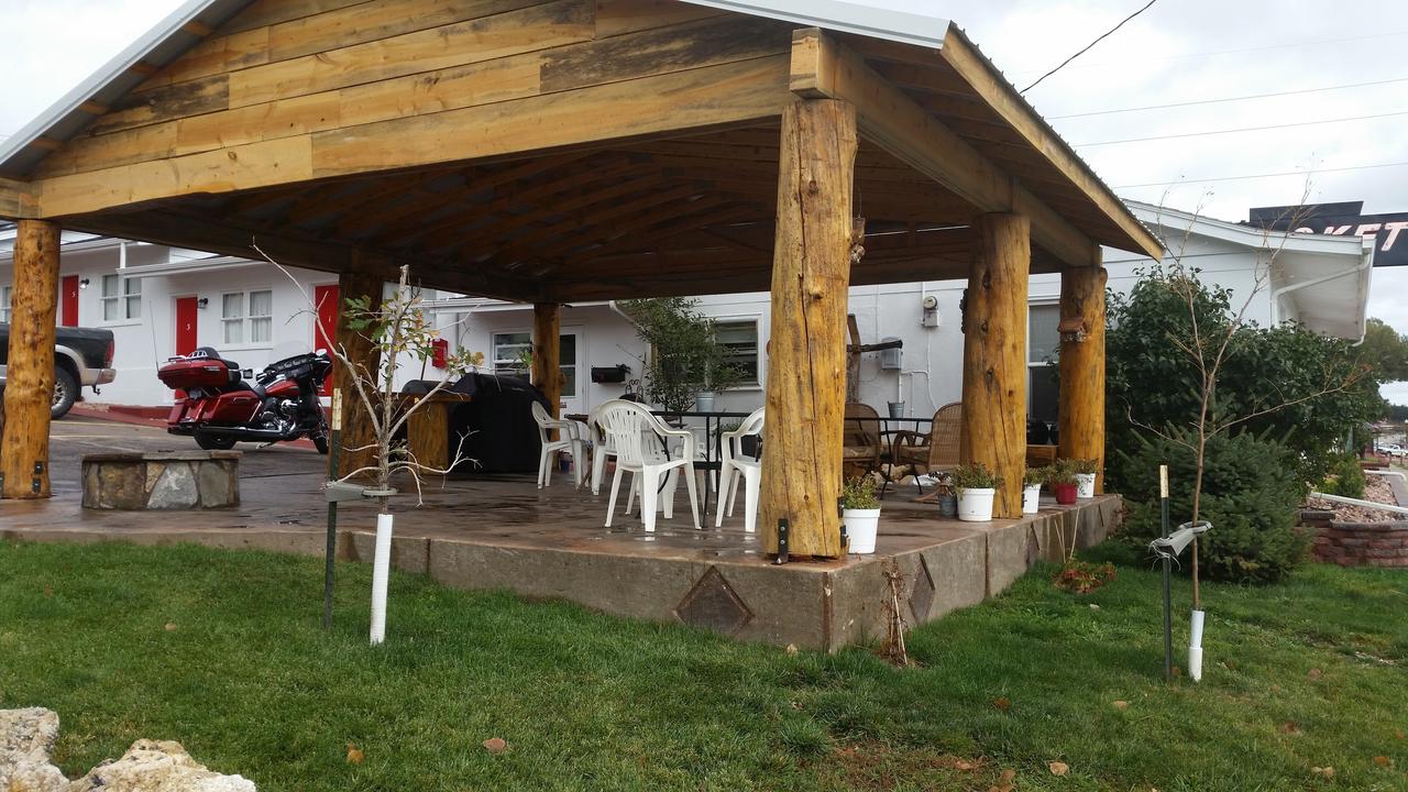 Rocket Motel - thumb 34