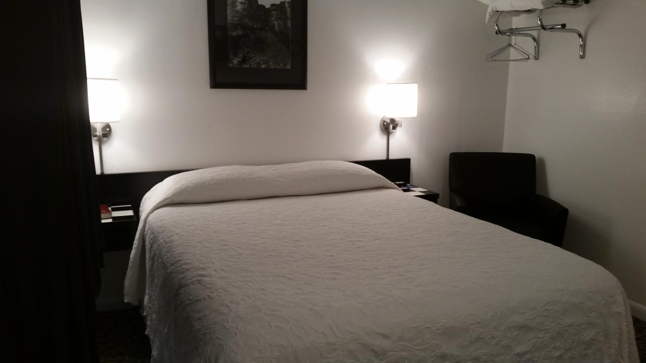 Rocket Motel - thumb 25