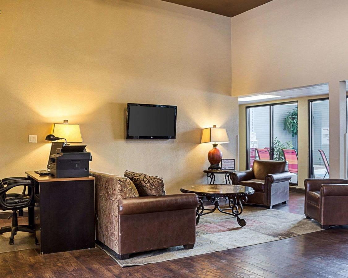 Econo Lodge Rapid City - thumb 17