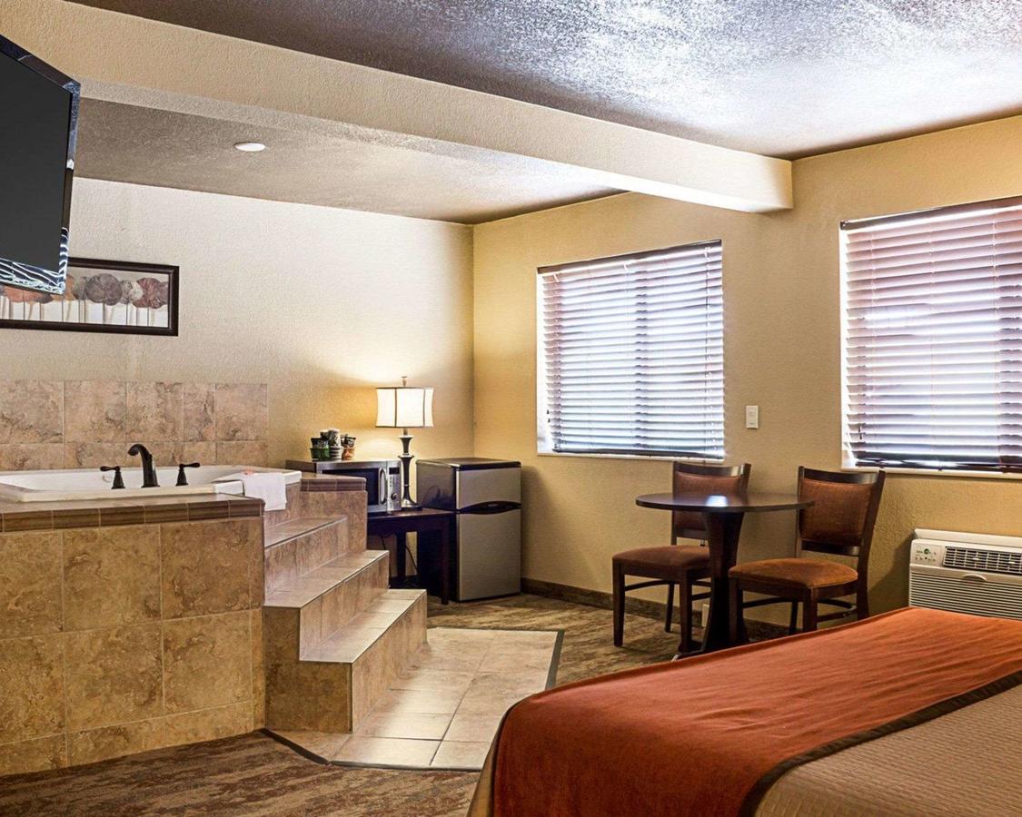 Econo Lodge Rapid City - thumb 23