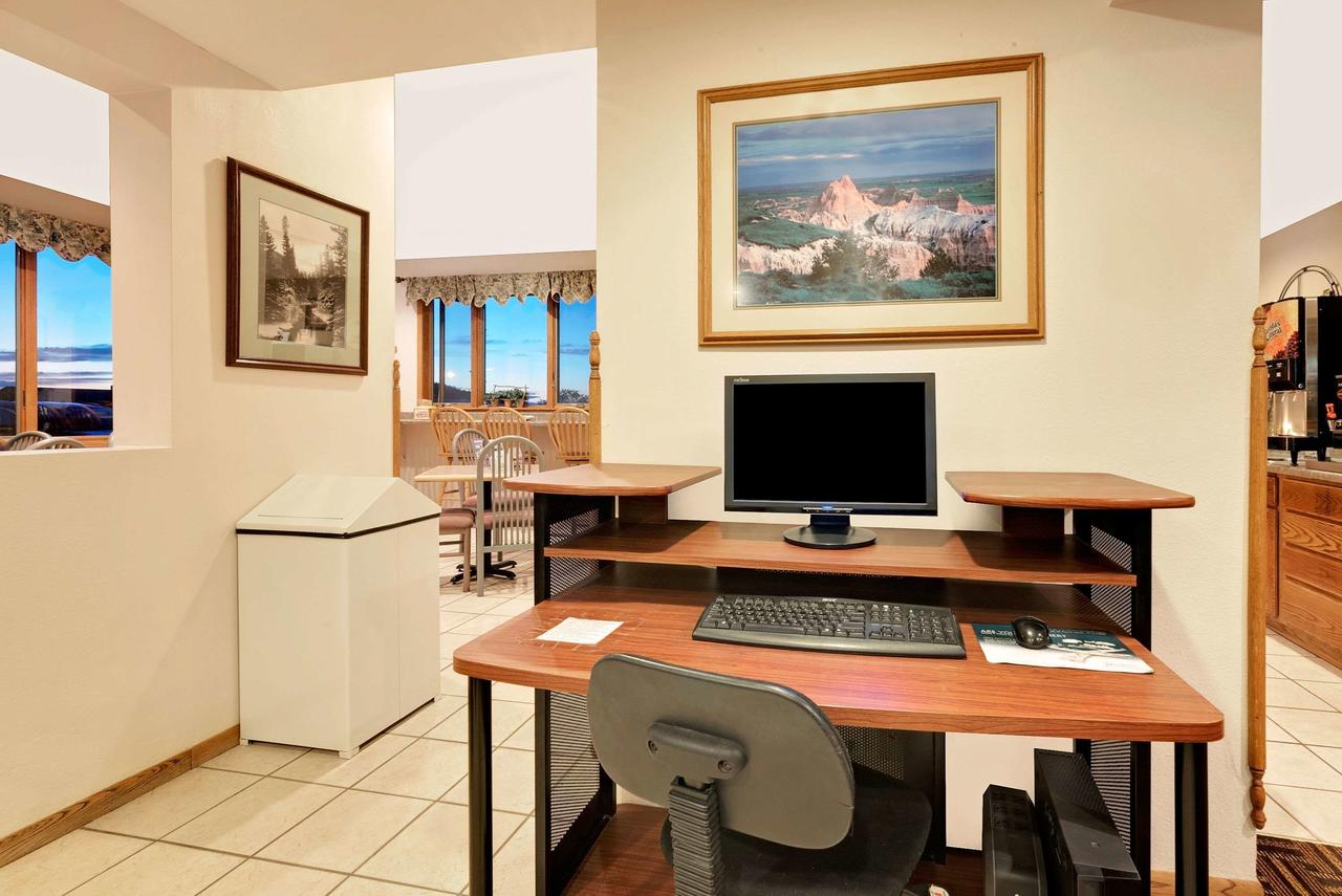 Super 8 By Wyndham Spearfish - thumb 33