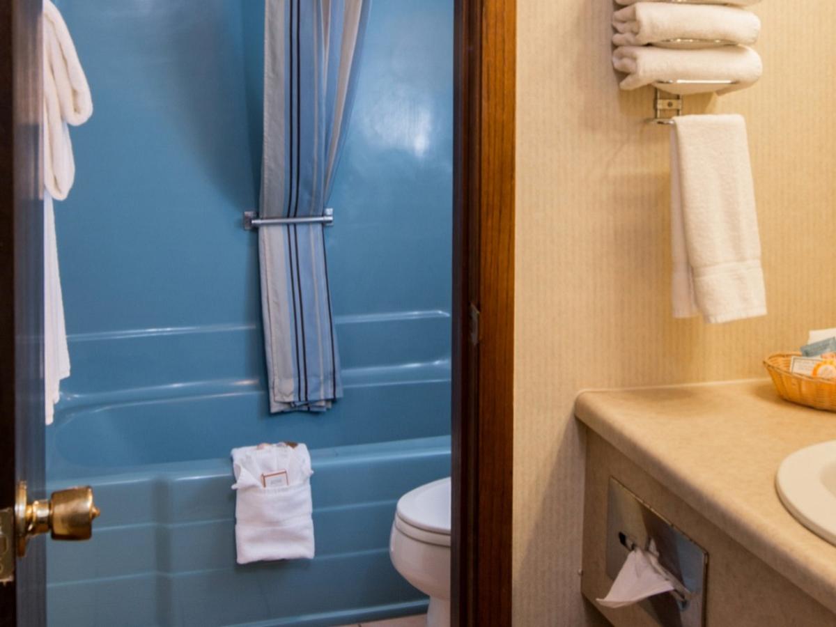 The Foothills Inn - thumb 1