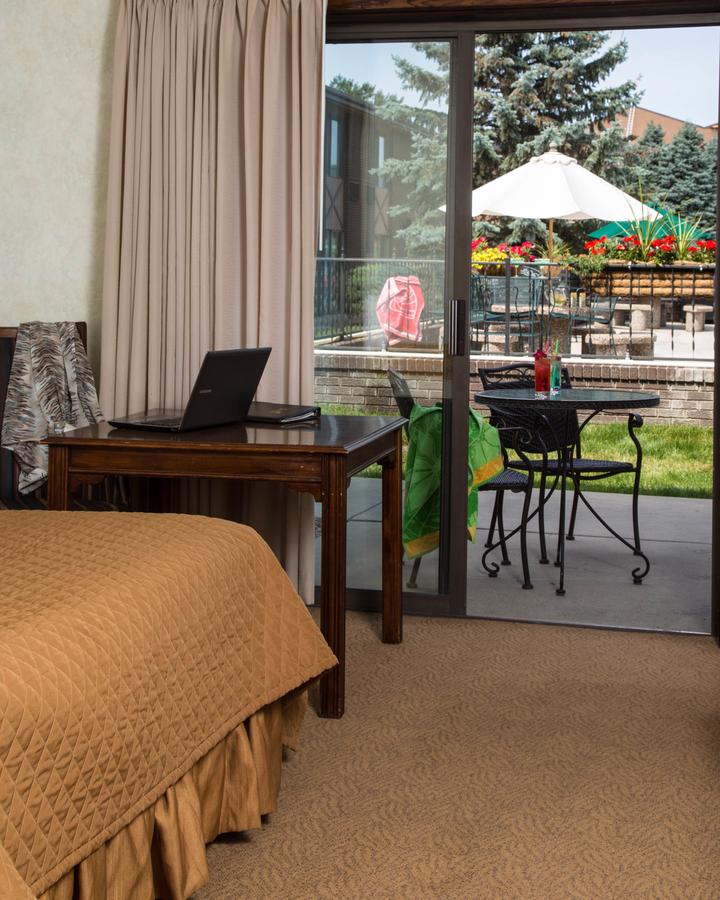 The Foothills Inn - thumb 15