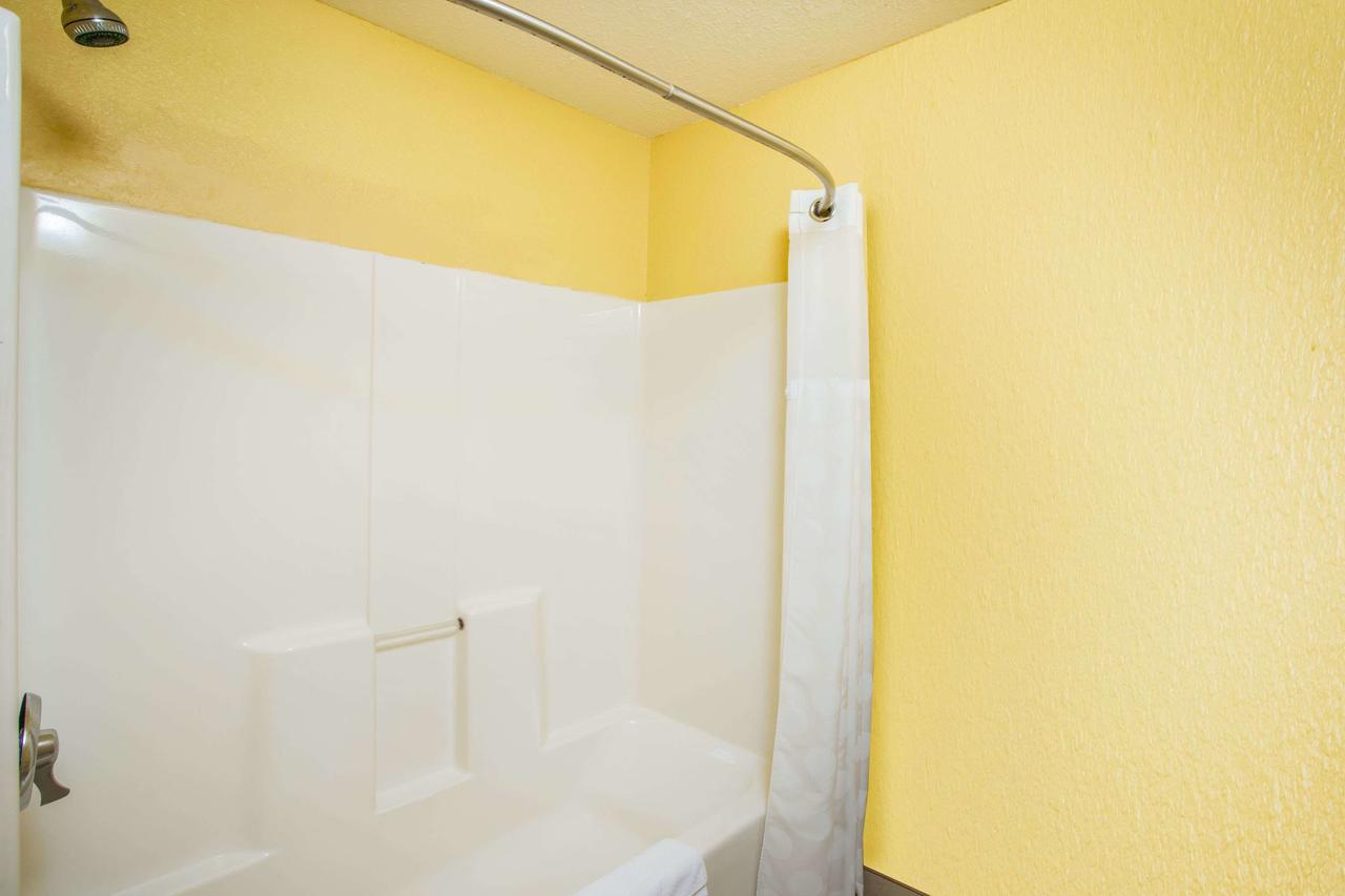 Ramada By Wyndham Sioux Falls - thumb 15