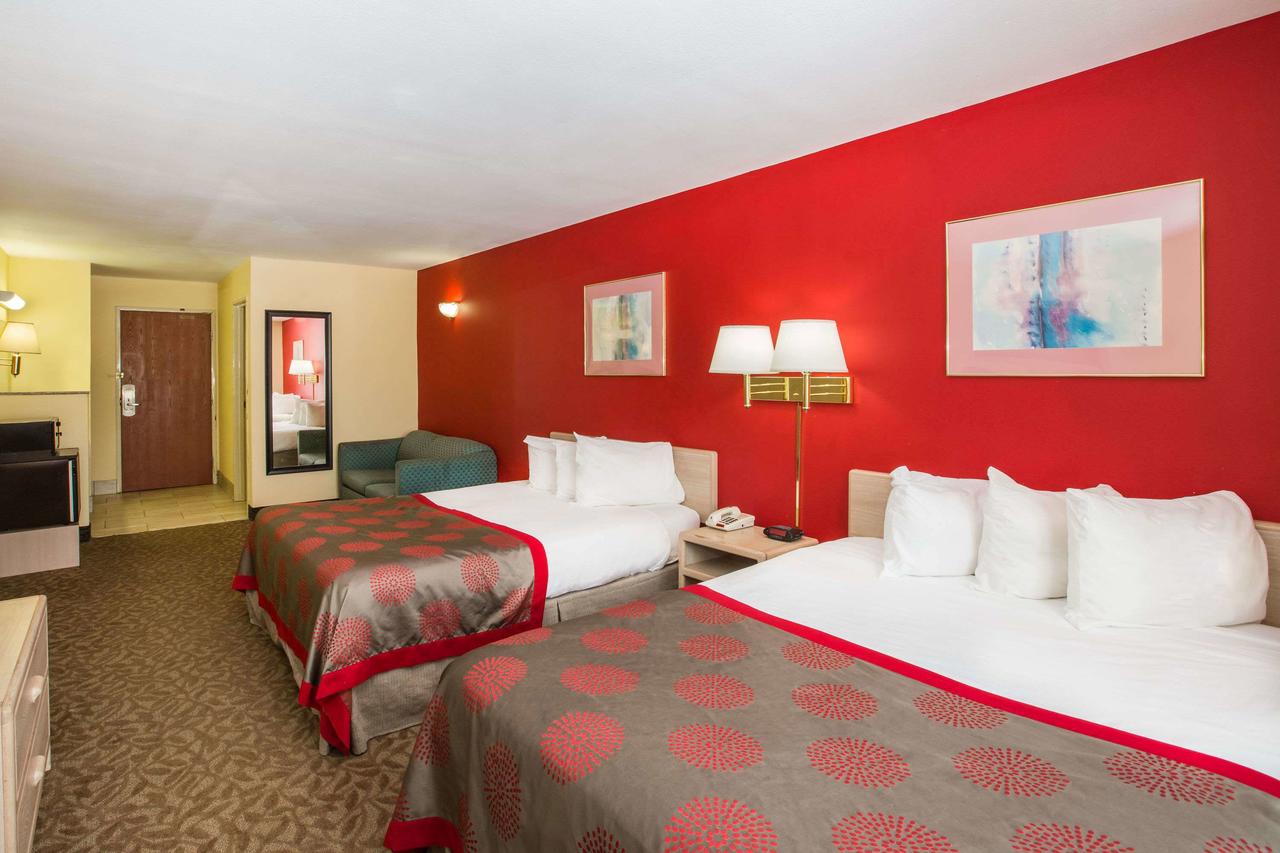 Ramada By Wyndham Sioux Falls - thumb 27