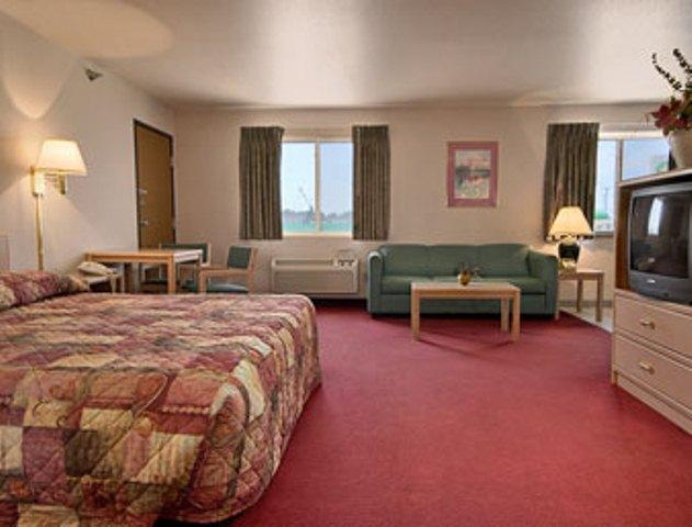 Ramada By Wyndham Sioux Falls - thumb 2