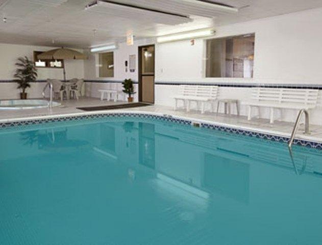 Ramada By Wyndham Sioux Falls - thumb 3