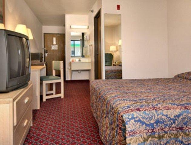 Ramada By Wyndham Sioux Falls - thumb 5