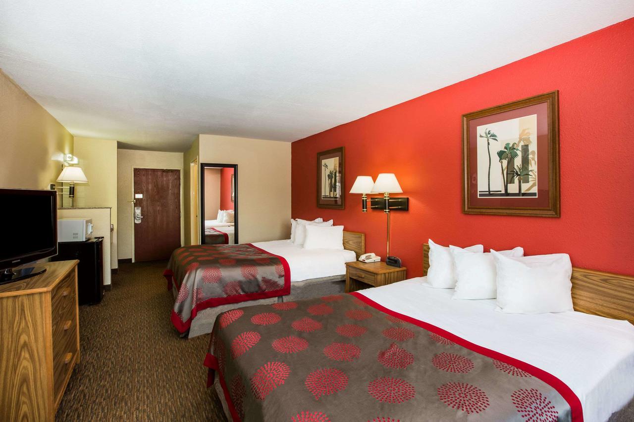 Ramada By Wyndham Sioux Falls - thumb 19