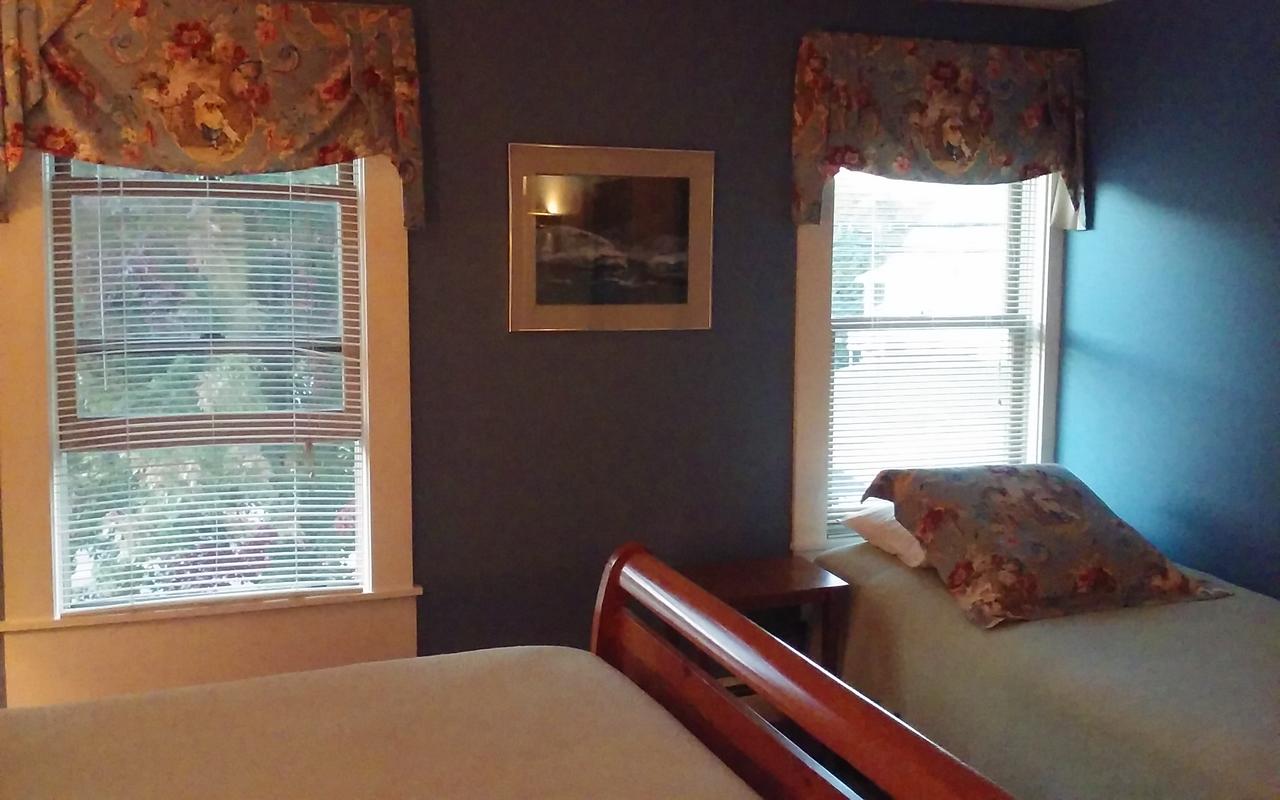 Smugglers Notch Inn - thumb 1