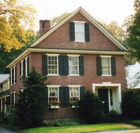 Charleston House - Accommodation Michigan