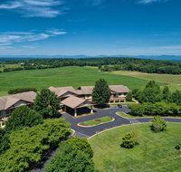 Round Hill Inn - Accommodation Michigan