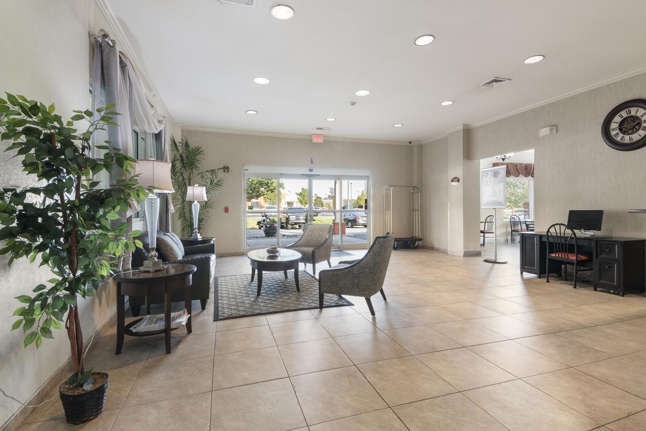 Oyster Point Inn & Suites - thumb 3