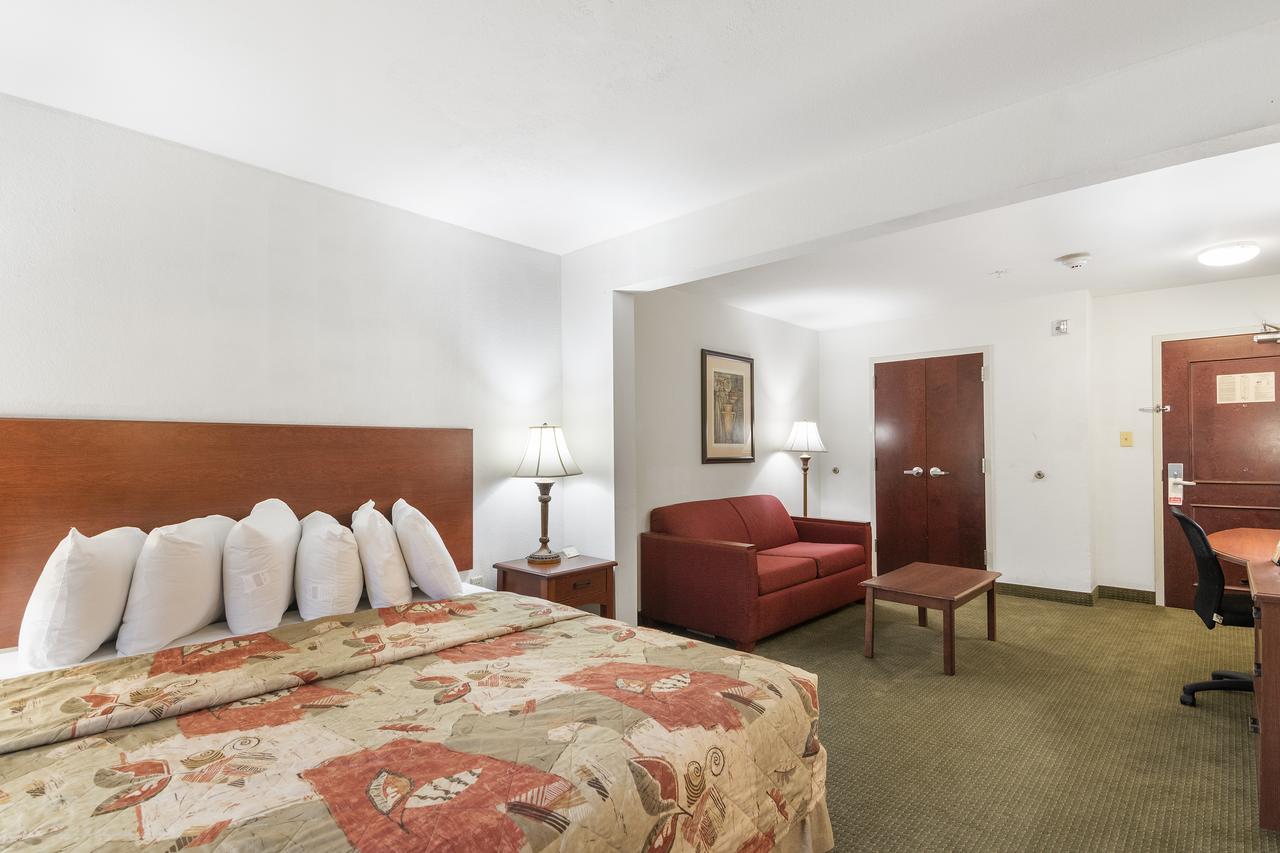 Oyster Point Inn & Suites - thumb 20