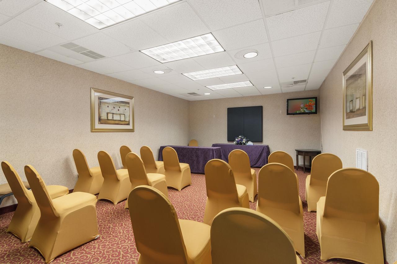 Oyster Point Inn & Suites - thumb 8