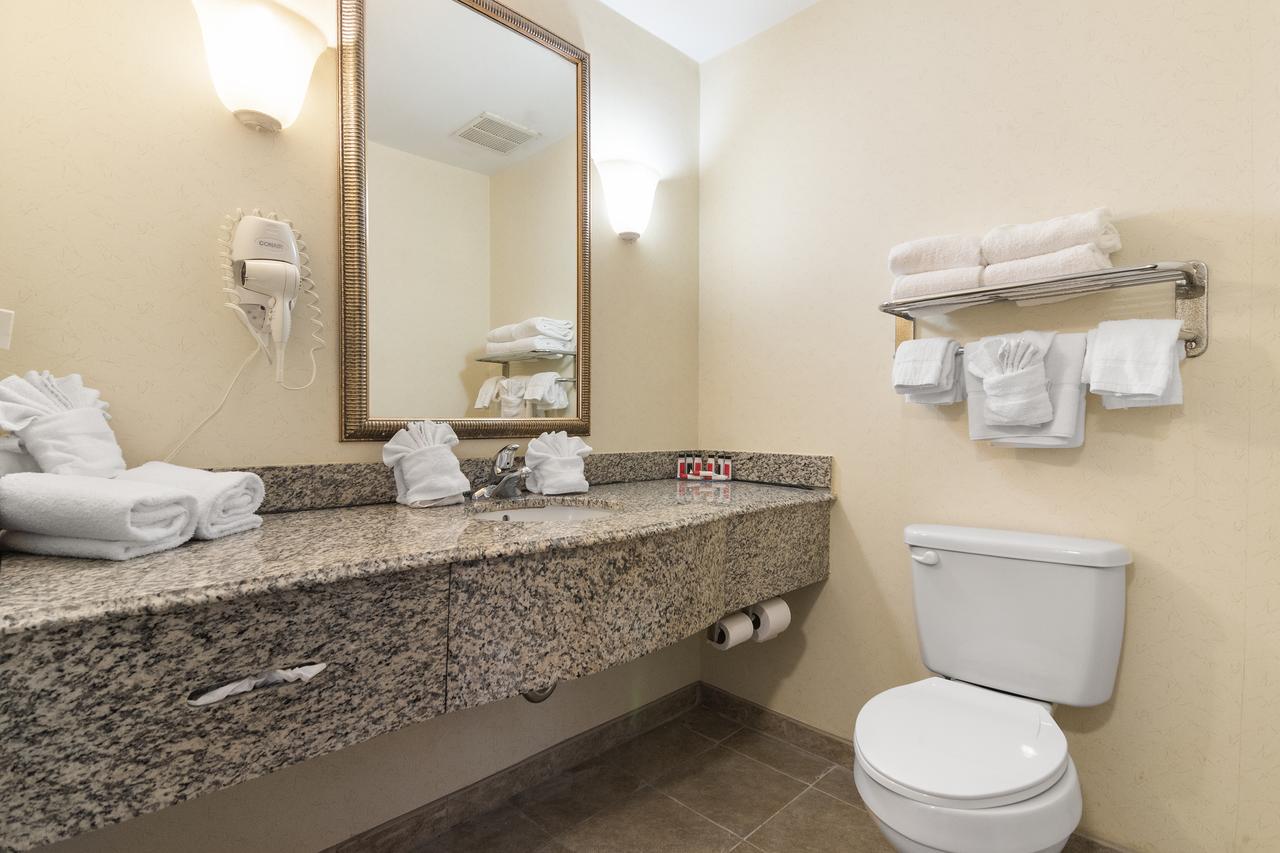 Oyster Point Inn & Suites - thumb 23