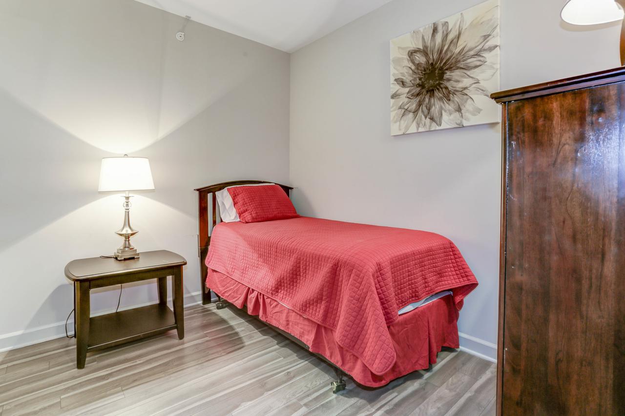 Tysons Apartments - thumb 36