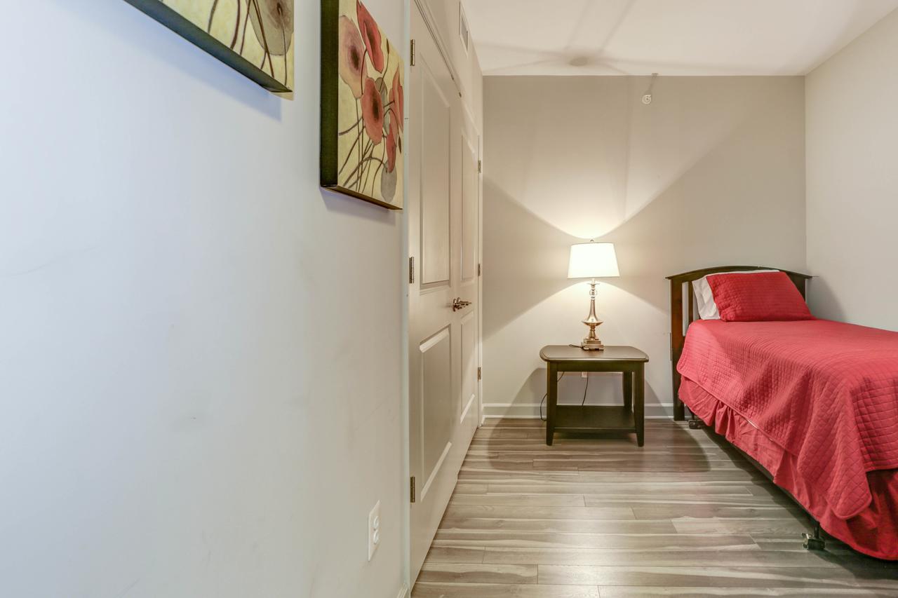 Tysons Apartments - thumb 37