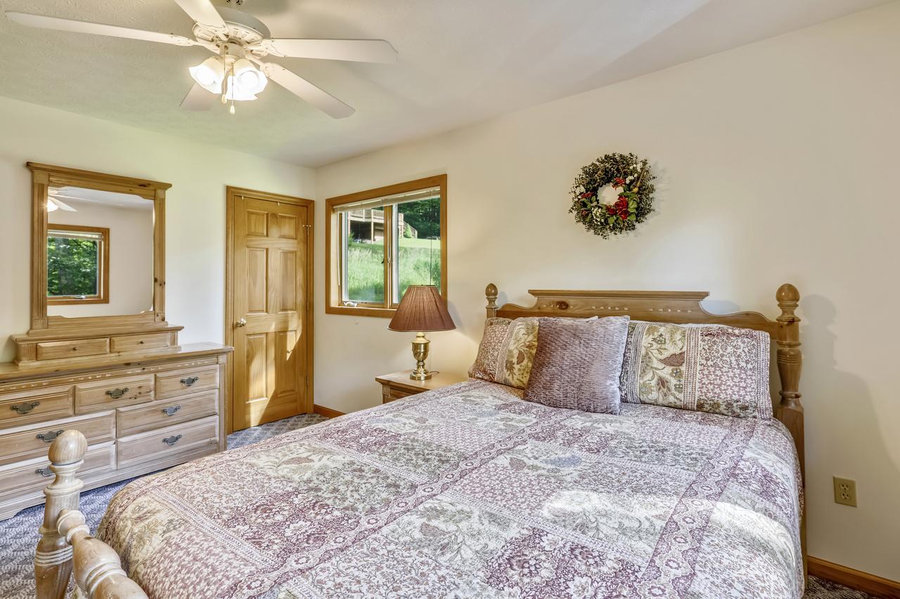 Tuscarora-Winterset 22 Home - thumb 12