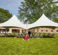 Howard Johnson Plaza by Wyndham Madison - Accommodation Michigan