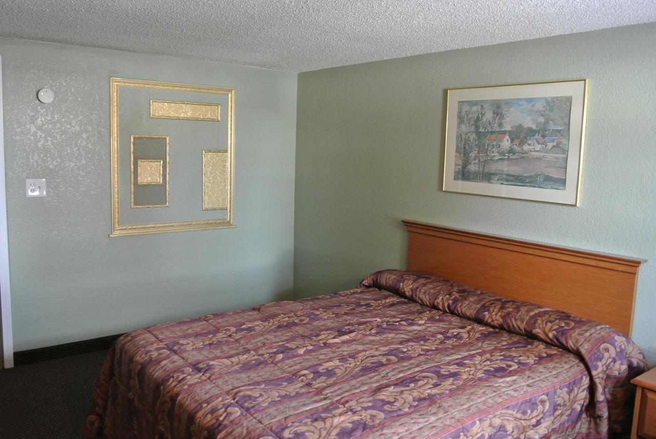 Budget Inn Of Appleton - thumb 4