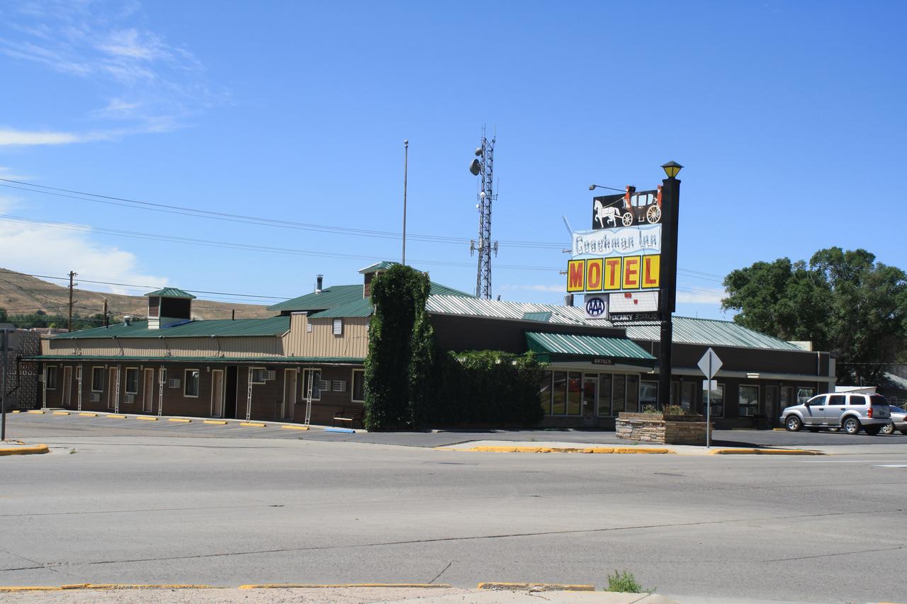 Coachman Inn Motel - thumb 0