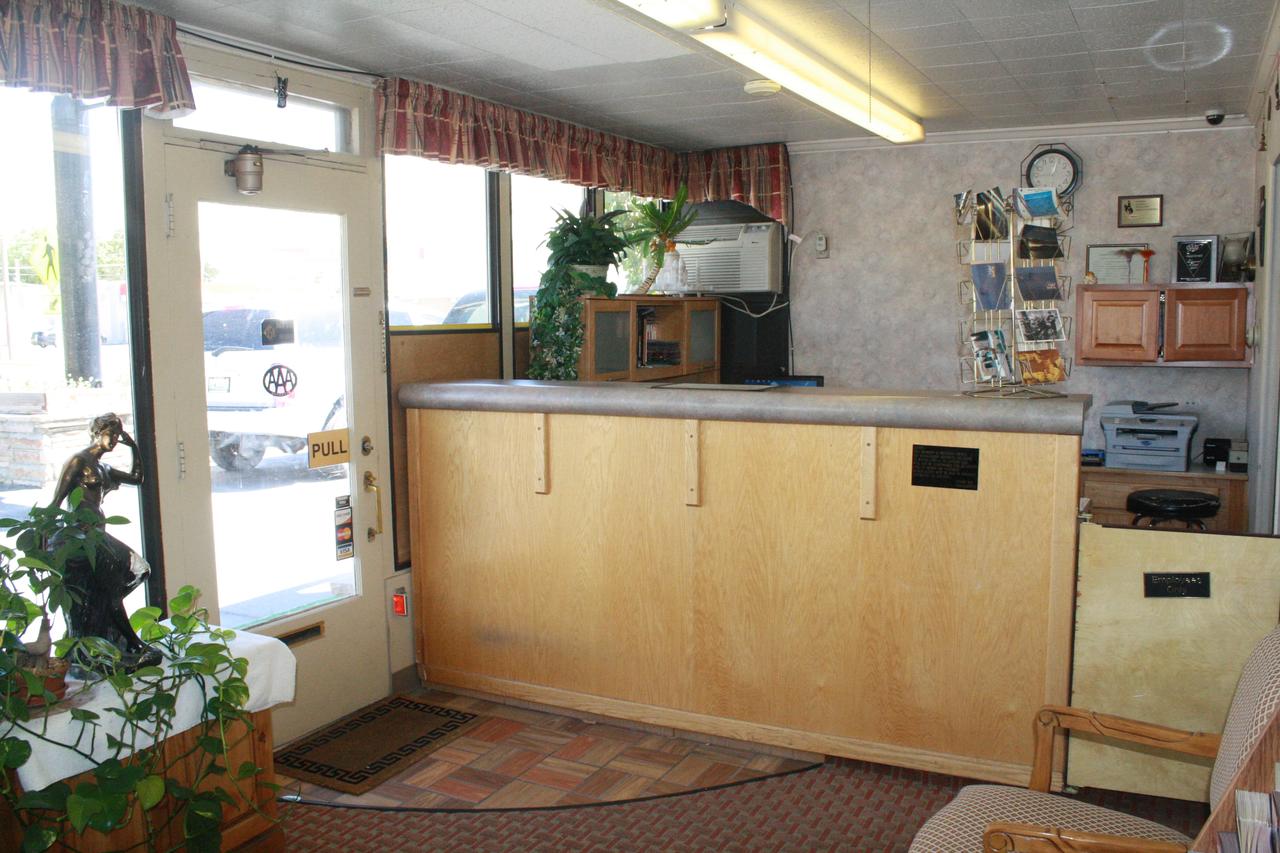 Coachman Inn Motel - thumb 7