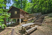 'Gone Hiking' Bryson City Cabin with Hot Tub  Grill Accommodation Michigan