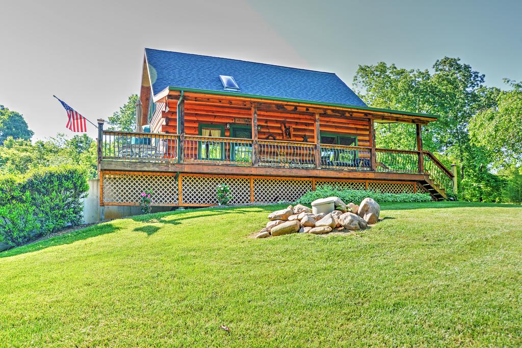 'Lakewood Lodge' Hiwassee Cabin With Dock Access! - thumb 1