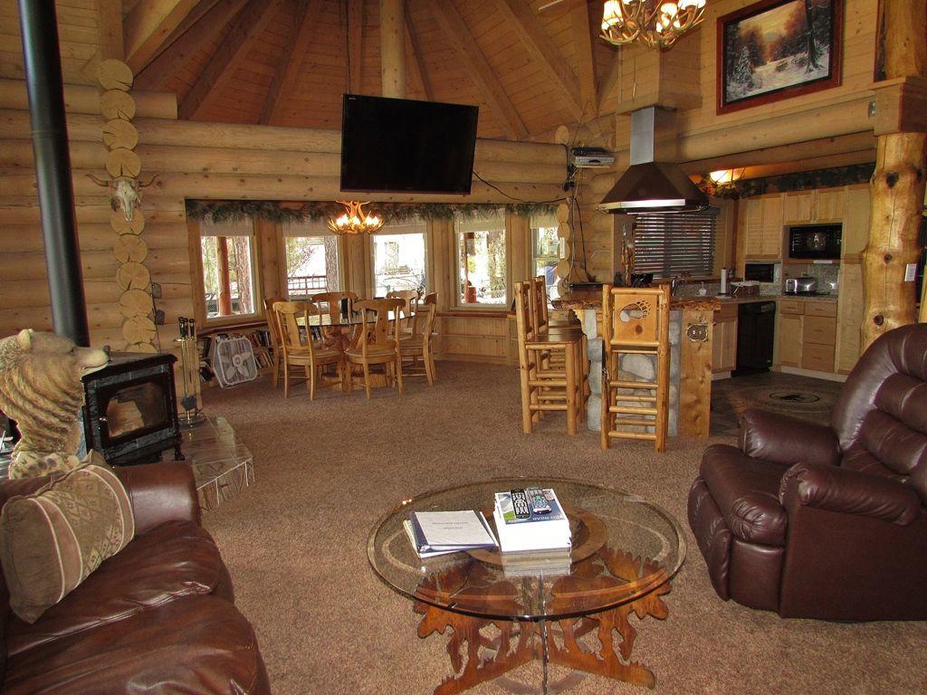 080 Moonshadows Log Home - thumb 3