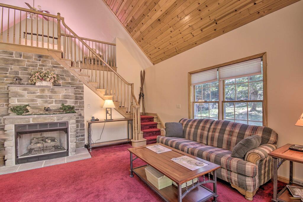 1 Mile To Whitetail Resort - Mercersberg A Frame! - thumb 2