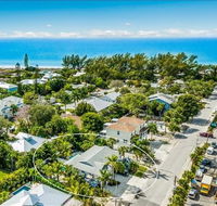 1 Step Closer villa - Accommodation Michigan