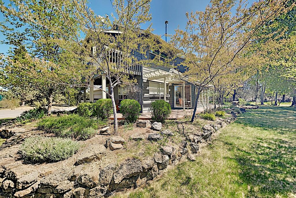 10-Acre Montara Creek Sanctuary W/ Private Hot Tub Home - thumb 0