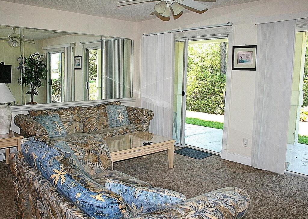 1002M Condo - thumb 0