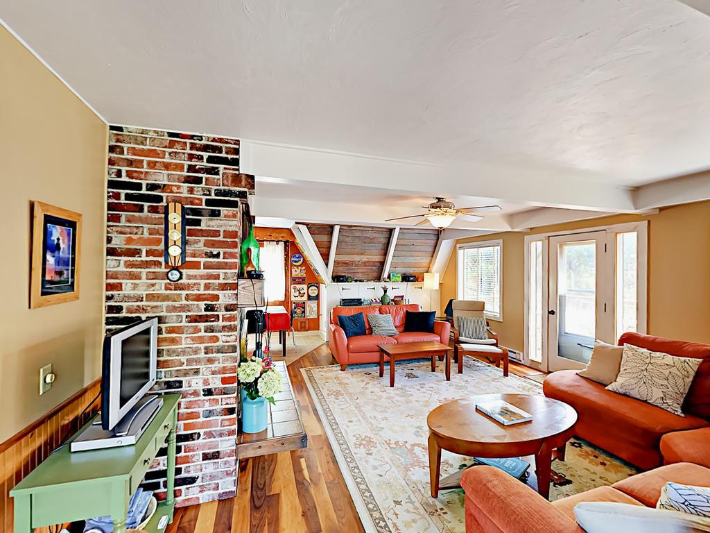 457 NW 56th St Home - thumb 0