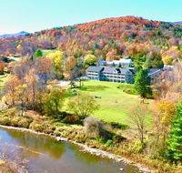 506 On the River Inn Woodstock - Accommodation Michigan