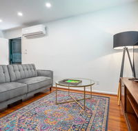 70s Retro Montrose w/Parking Coffee and Netflix - Accommodation Michigan