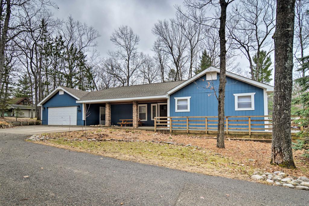 All Season Big Bear Lake House, Walk To Beach - thumb 2