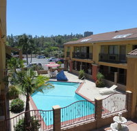 Azusa Inn - Accommodation Michigan