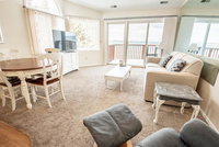 Beach Room 321 Accommodation Michigan