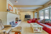 Book Harbor Springs Hotels, Accommodation Michigan Accommodation Michigan