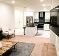 Brand New Condo with 5 star Amenities - Accommodation Michigan