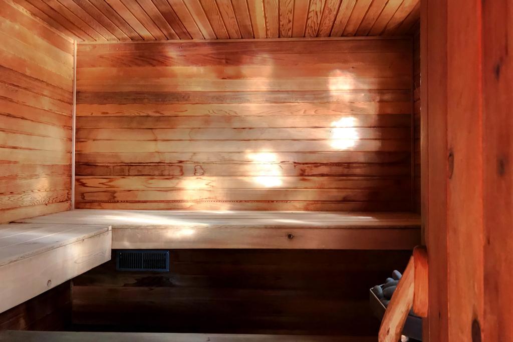 Bungalow By The Sea - thumb 3