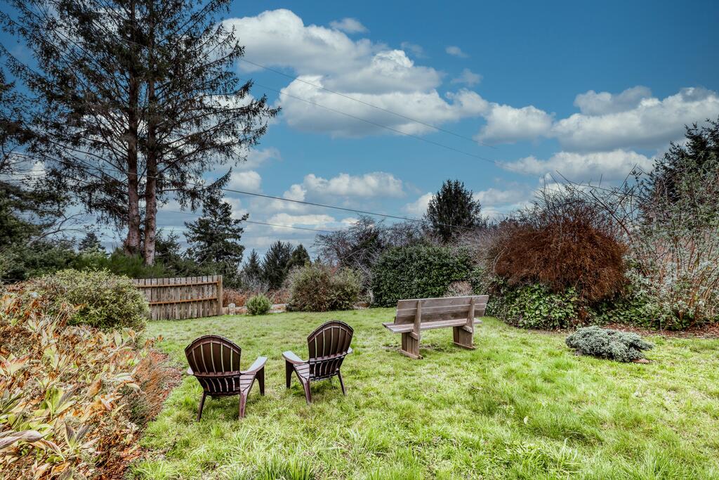 Bungalow By The Sea - thumb 1