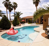 Cabernet Cabana - Accommodation Michigan