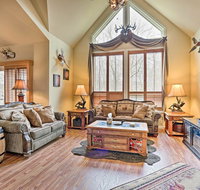 Cabin with Hot Tub Bar  Deck Less Than 1Mi to Big Boulder LK - Accommodation Michigan