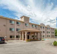 Comfort Inn  Suites Los Alamos - Accommodation Michigan