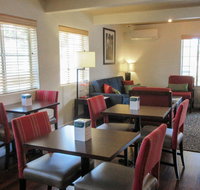 Comfort Inn Bishop - Accommodation Michigan