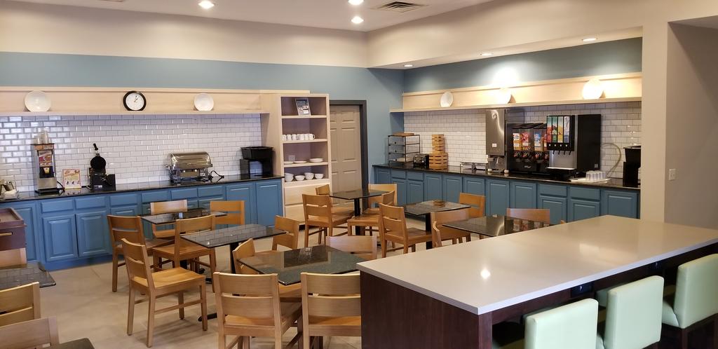 Country Inn & Suites By Radisson, Kalamazoo, MI - thumb 2